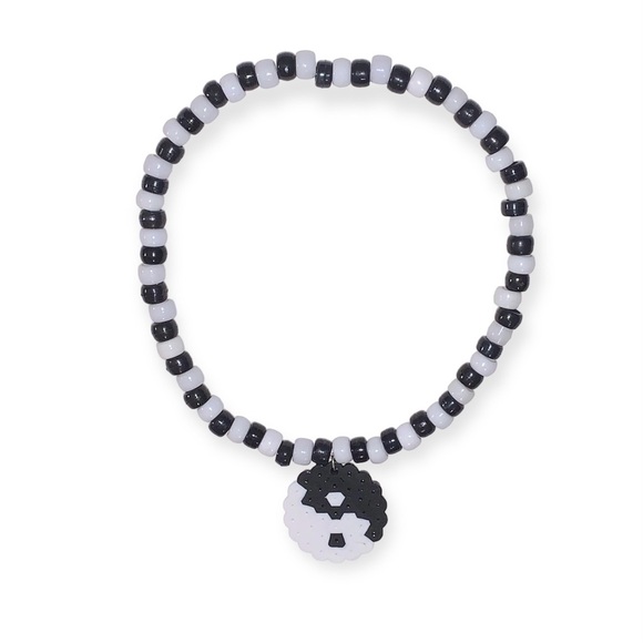 Yin-Yang Necklace OS Black/White Handmade by Rainbow Soul - Picture 4 of 4